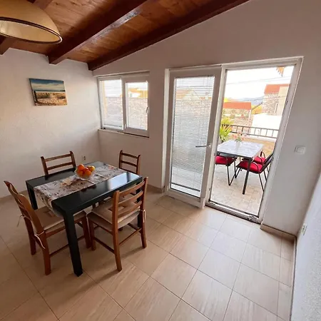 Apartment Levonda Vrbanj