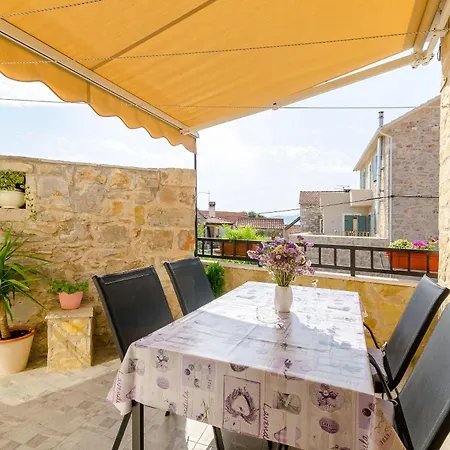 Levonda Apartment